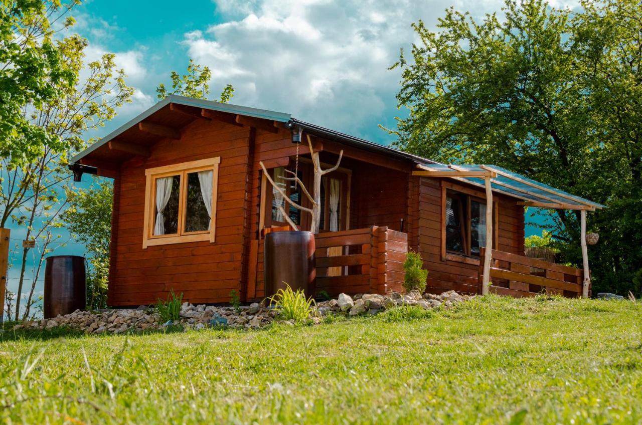 Cozy Wood Hut On The Farm Villa Třebívlice Kültér fotó